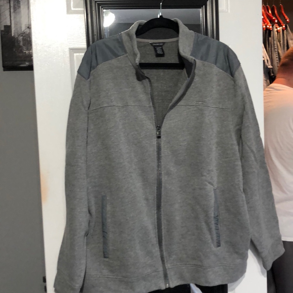 Men’s zipper down Calvin Klein sweatshirt